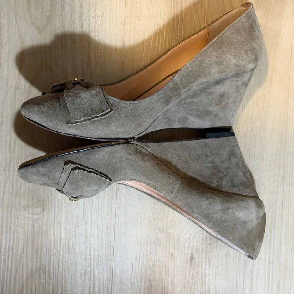 Kate Spade Wedge Heels Womens 8M Taupe Suede‎ Bow Fringe Dress Shoes